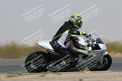 media/Mar-28-2022-Superbike Trackdays (Mon) [[b8603d0f67]]/Open Track Time/Turn 3 Inside/